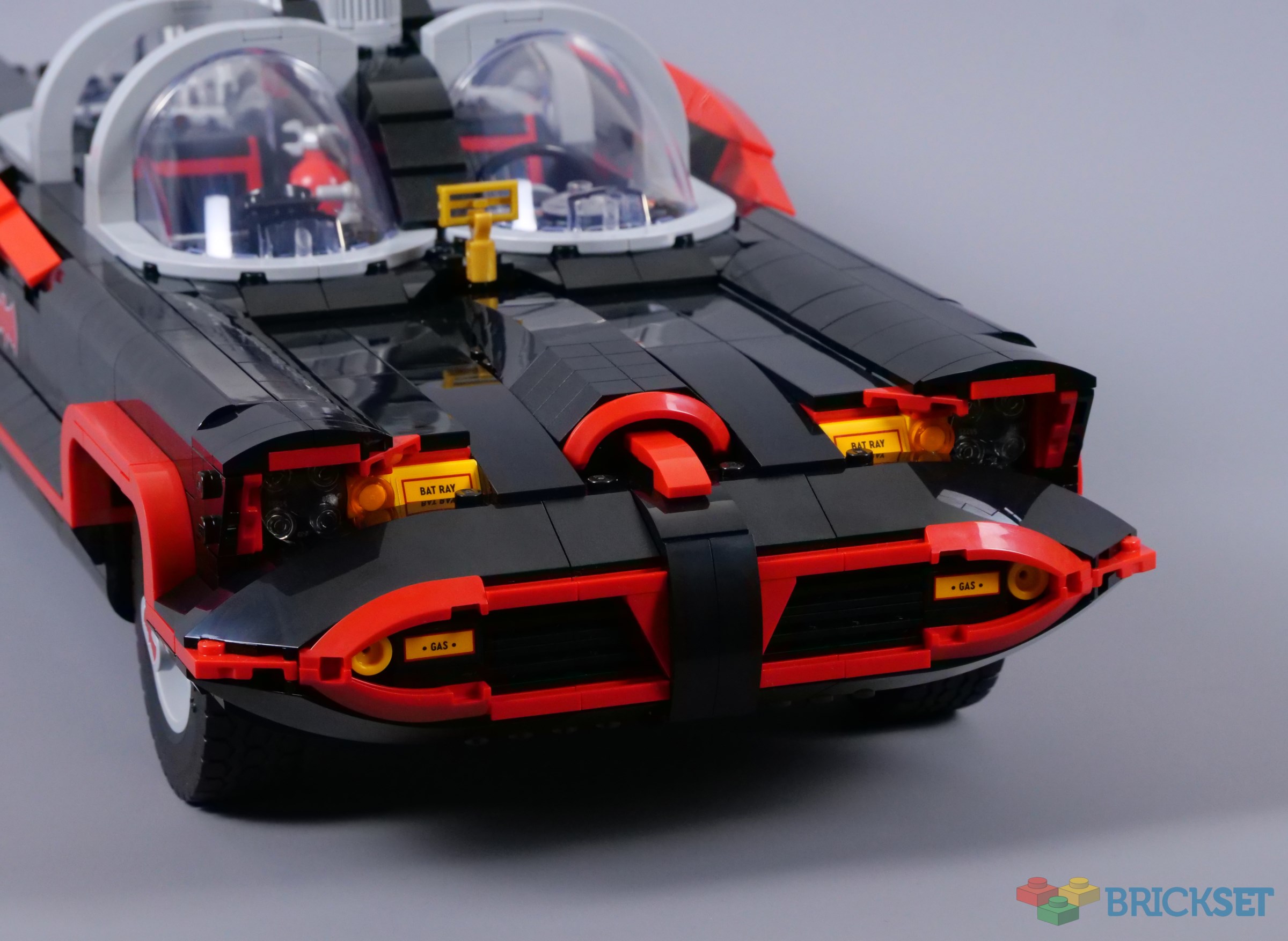 LEGO DC Comics Super Heroes 76328 Batman: The Classic TV Series